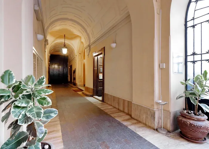 Daire Piazza Mattei Elegant | Romeloft Roma